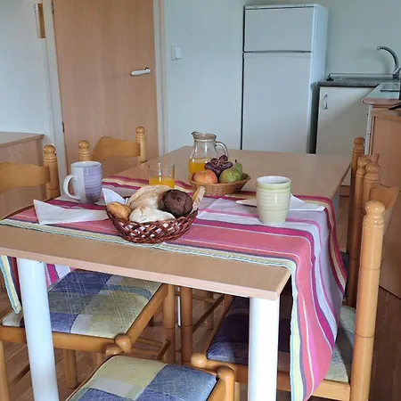 Land'shause 2*