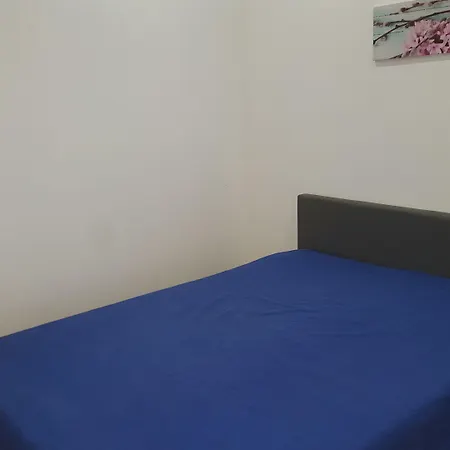 Land'shause פטיאס