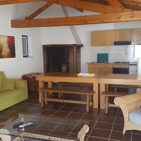 Land'shause 2* פטיאס