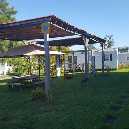 Land'shause פארק נופש