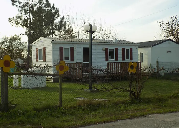 Village de vacances Land'shause 2*